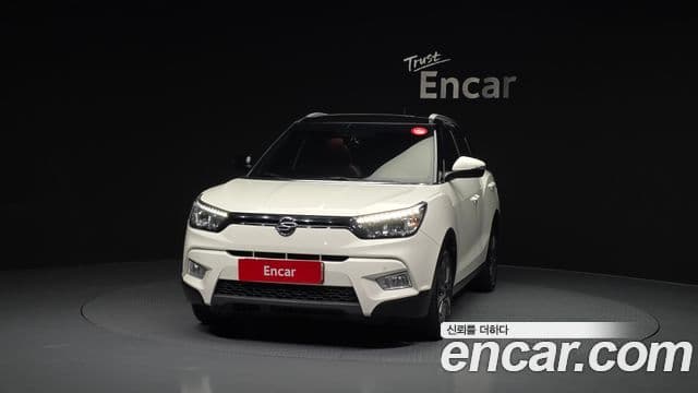 KG모빌리티(SsangYong) Tivoli топовая версия, 2015 3