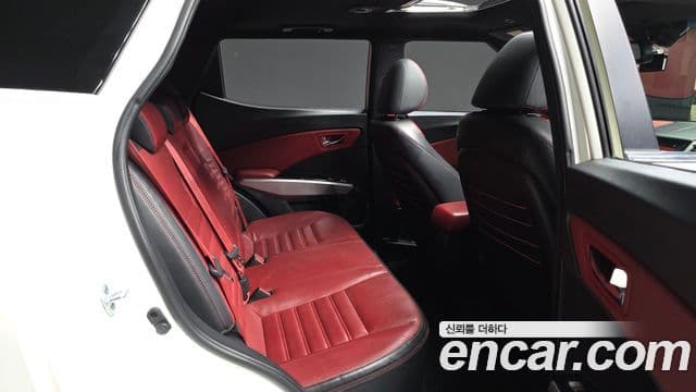 KG모빌리티(SsangYong) Tivoli топовая версия, 2015 12