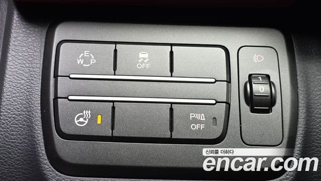 KG모빌리티(SsangYong) Tivoli топовая версия, 2015 17