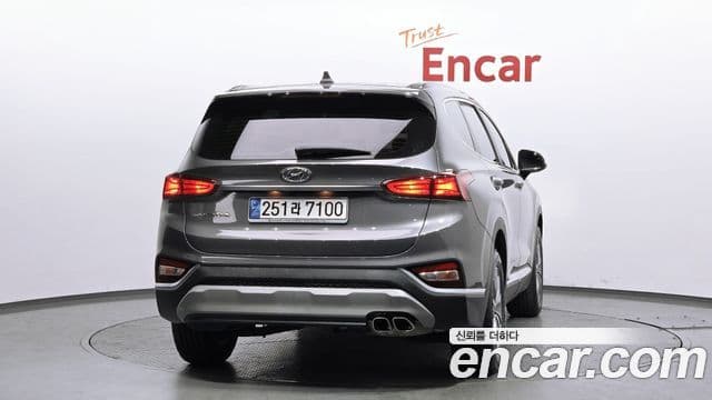 Hyundai Santa Fe TM Premium, 2020 4