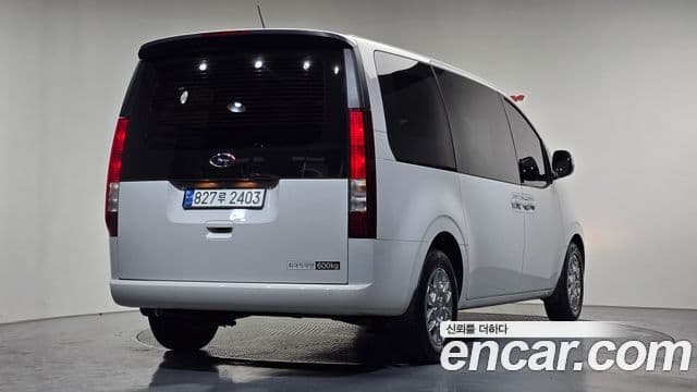 Hyundai Staria Modern, 2023 2