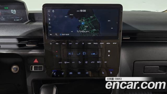 Hyundai Staria Modern, 2023 14