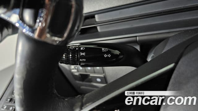 Hyundai Staria Modern, 2023 18