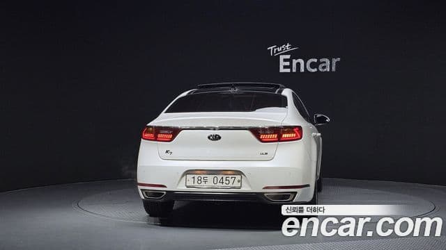 Kia All New K7 Noblesse, 2016 4