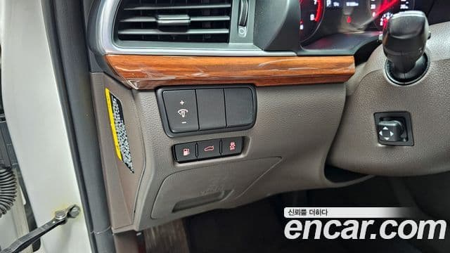 Kia All New K7 Noblesse, 2016 17