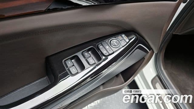 Kia All New K7 Noblesse, 2016 19