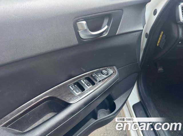 Kia K5 2세대 Prestige, 2018 8