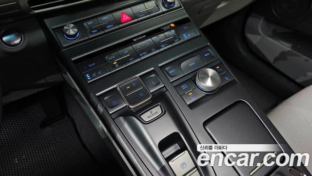 Hyundai NEXO Premium, 2024 9