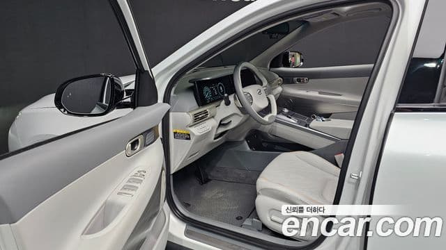 Hyundai NEXO Premium, 2024 10