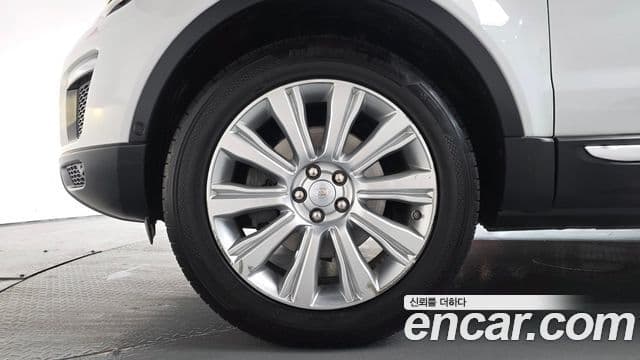 Land Rover Range Rover Evoque 2.0 TD4 HSE, 2019 все фото