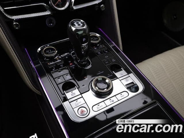 Bentley Flying Spur 3세대 4.0 Azure, 2024 15