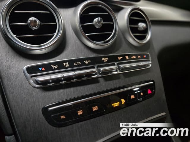 Mercedes-Benz GLC-класс X253 GLC300e 4MATIC купе, 2021 12