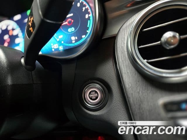 Mercedes-Benz GLC-класс X253 GLC300e 4MATIC купе, 2021 13