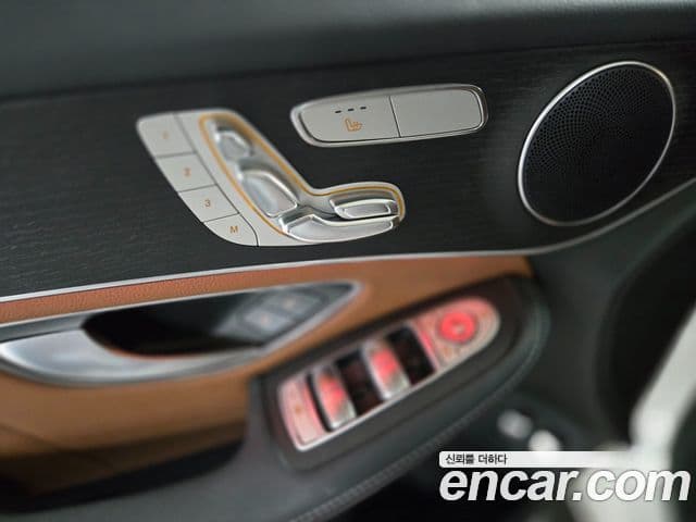 Mercedes-Benz GLC-класс X253 GLC300e 4MATIC купе, 2021 15