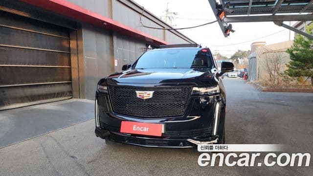 Cadillac Escalade 5세대 ESV Sport Platinum, 2023 3