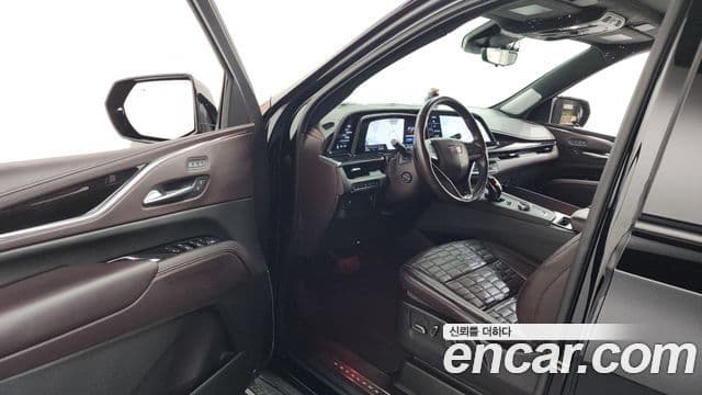 Cadillac Escalade 5세대 ESV Sport Platinum, 2023 10