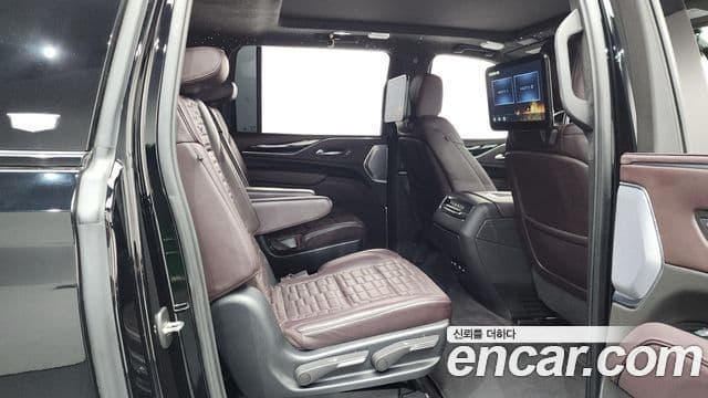 Cadillac Escalade 5세대 ESV Sport Platinum, 2023 12