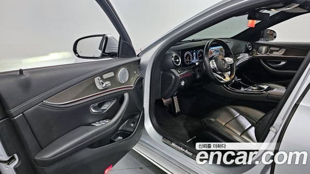 Mercedes-Benz E-класс W213 AMG Line, 2020 10