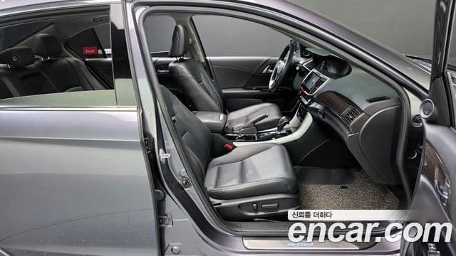 Honda 올뉴어코드 9세대, 2017 10