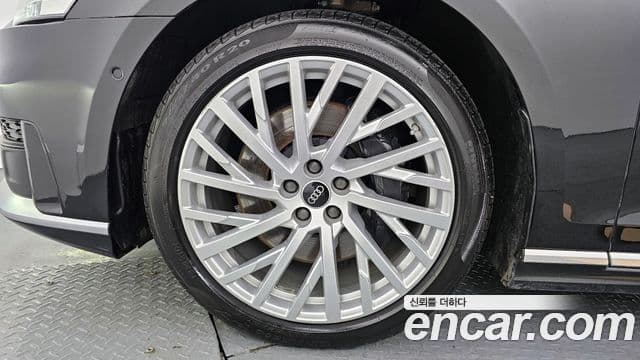 Audi A8 (D5) 55 TFSI Quattro LWB, 2021 все фото