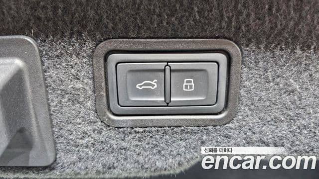 Audi A8 (D5) 55 TFSI Quattro LWB, 2021 18