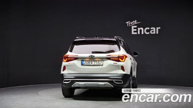 Kia Seltos Signature, 2021 4
