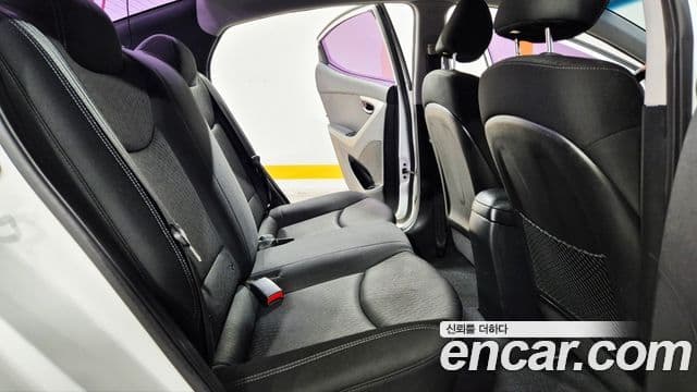 Hyundai Avante MD Luxury, 2012 14