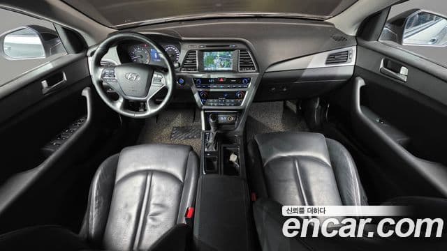 Hyundai LF Sonata Premium, 2016 7