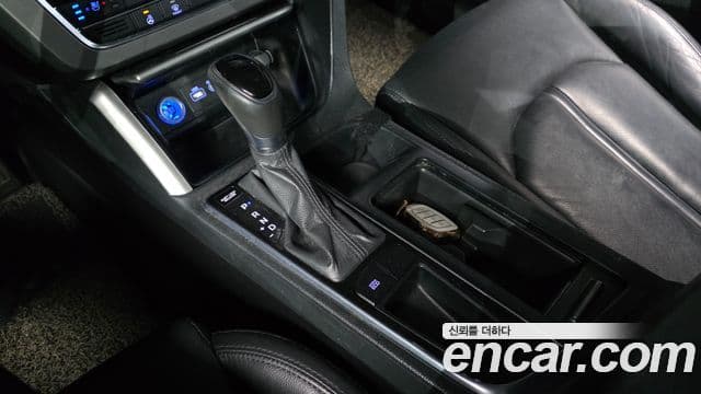 Hyundai LF Sonata Premium, 2016 9