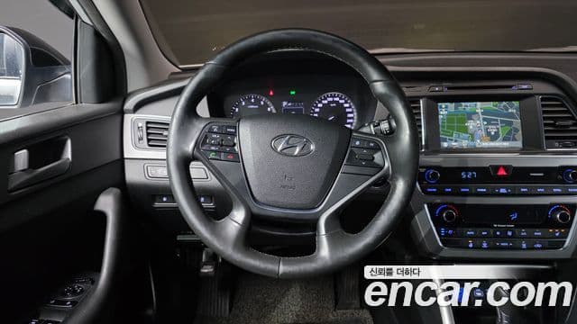 Hyundai LF Sonata Premium, 2016 13