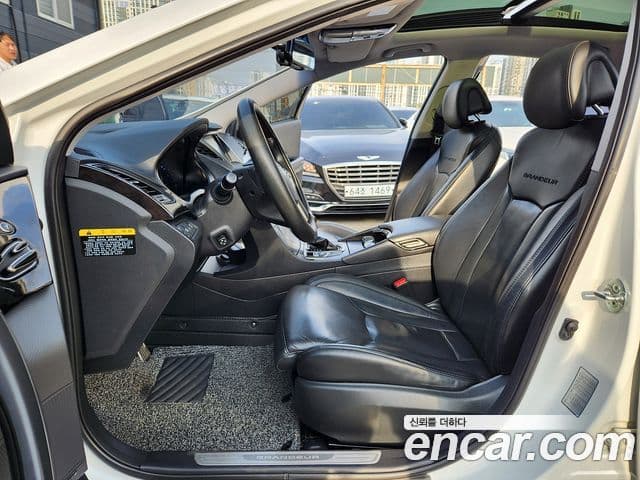 Hyundai Grandeur HG Exclusive, 2014 10