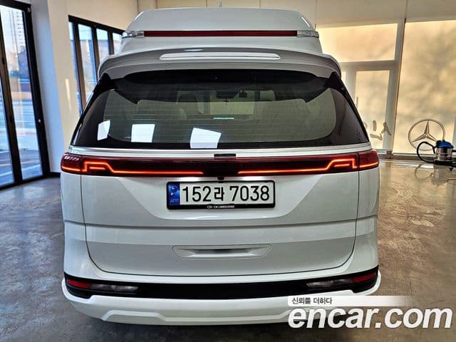 Kia Carnival 4세대 9인승 High Limousine(компания по спецнадстройкам), 2023 2