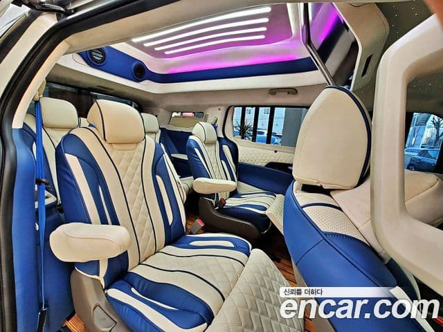 Kia Carnival 4세대 9인승 High Limousine(компания по спецнадстройкам), 2023 7