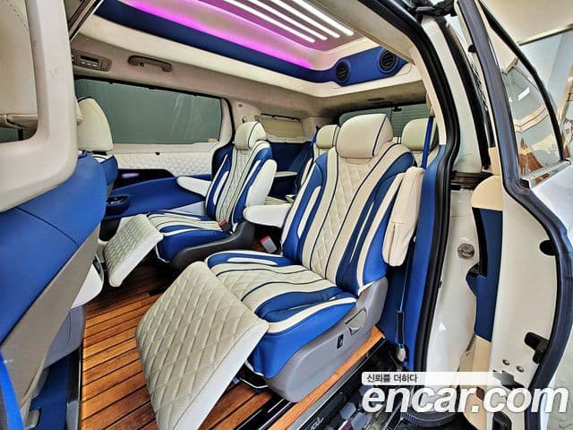 Kia Carnival 4세대 9인승 High Limousine(компания по спецнадстройкам), 2023 8