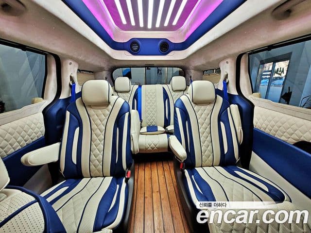 Kia Carnival 4세대 9인승 High Limousine(компания по спецнадстройкам), 2023 10