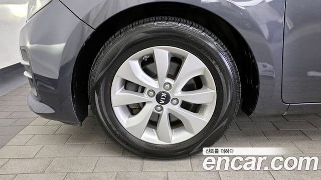 Kia The / новый New Pride Luxury, 2015 все фото