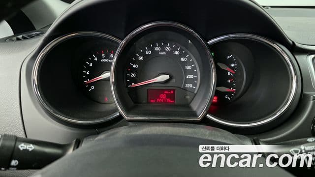 Kia The / новый New Pride Luxury, 2015 8