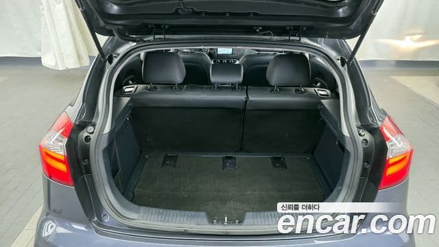 Kia The / новый New Pride Luxury, 2015 20