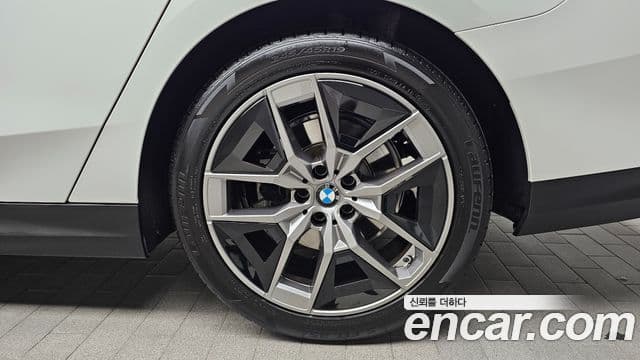 BMW 5시리즈 (G60), 2024 все фото