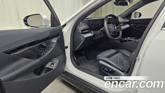 BMW 5시리즈 (G60), 2024 10
