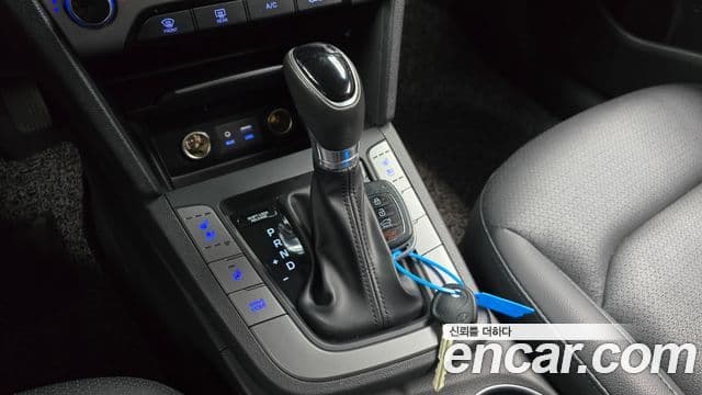 Hyundai Avante AD 1.6 GDI Smart, 2018 9