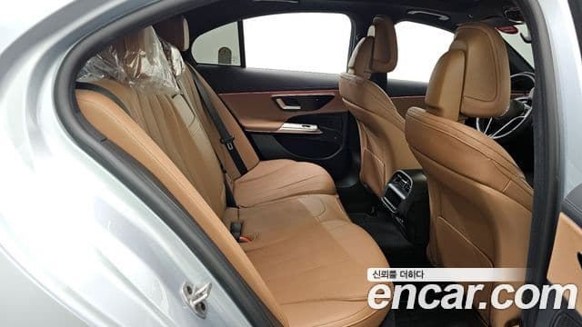 Mercedes-Benz E-класс W214 Avantgarde, 2025 12