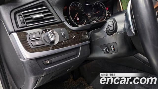 BMW 5시리즈 (F10) 528i Luxury Plus, 2016 16