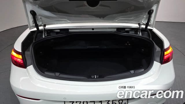 Mercedes-Benz E-класс W213 E220d кабриолет, 2020 20