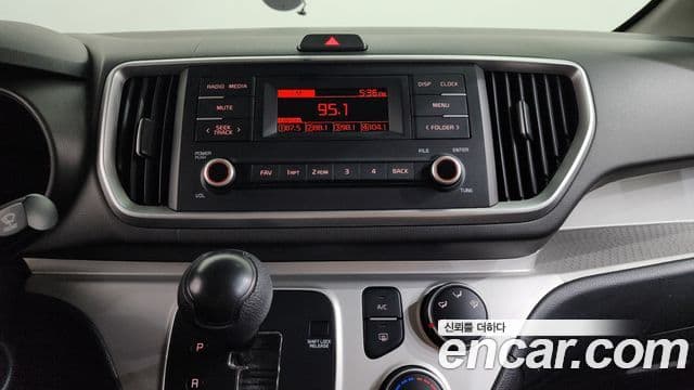 Kia The / новый New Ray Standard, 2021 17