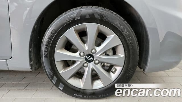 Hyundai Accent(новый кузов / новое поколение) Modern, 2019 все фото