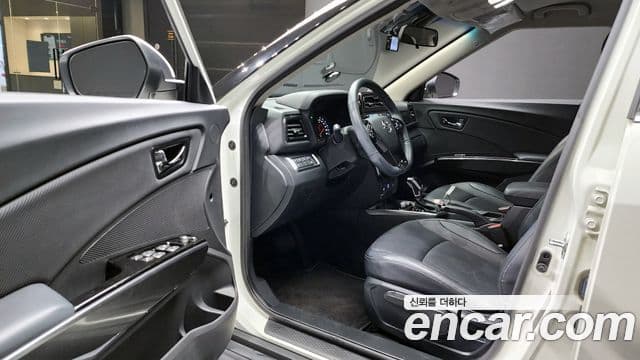 KG모빌리티(SsangYong) Berry New Tivoli V3, 2022 11