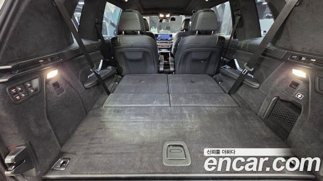 BMW X7 (G07) xDrive 40i M Sport 6인승, 2025 17