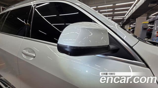 BMW X7 (G07) xDrive 40i M Sport 6인승, 2025 18