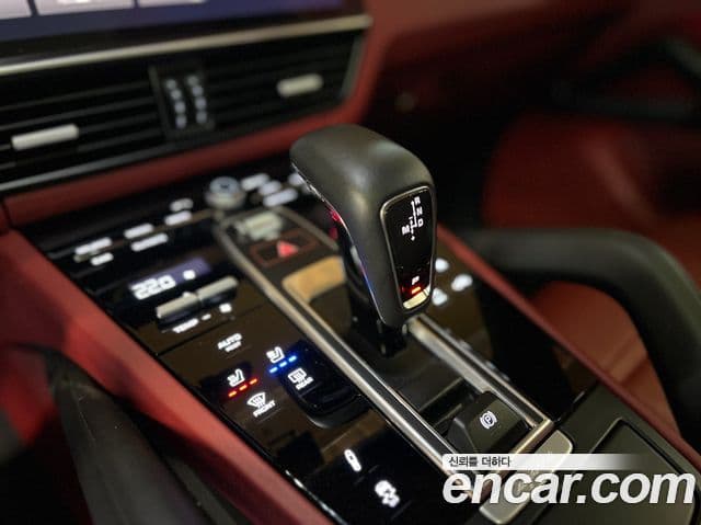 Porsche Cayenne (PO536) 3.0 купе Platinum Edition, 2023 12